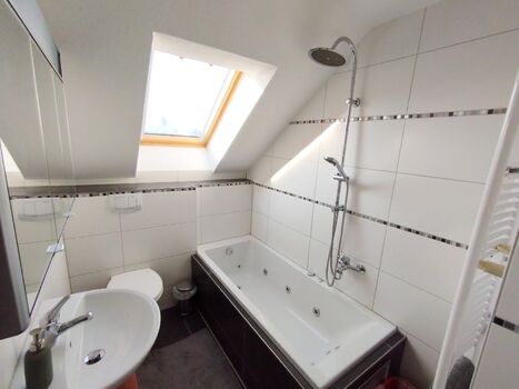 Komplette Wohnung - Sinsheim Zentral Bild 5