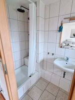 Bad mit Dusche