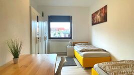 Monteursunterkunft / Vollmöblierte Wohnung 6 Personen Bild 4