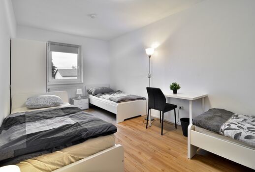 ++ 60 Betten ++ NEU Linz-Wels-Steyr-Umgebung mit Parkplätze! Obrázok 5