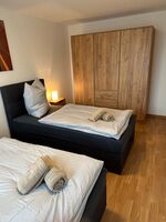 Neu saniert, hochwertig möbliert und ausgestattet Bild 10