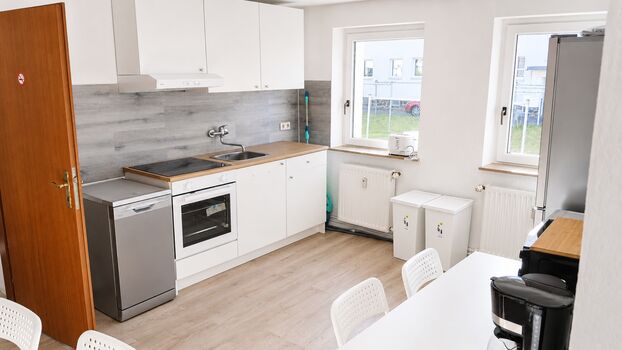 Apartments in Neukieritzsch | 15 Min Zwenkau, Böhlen, Borna Bild 3