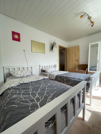 Schlafzimmer 2