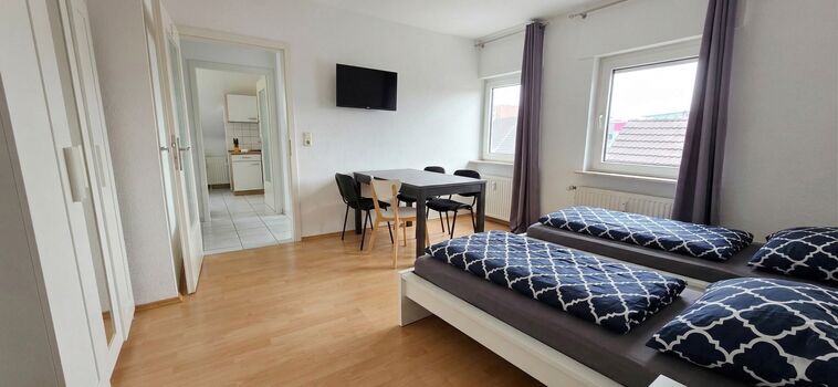 Frankfurter Bett | 2-50 Personen | HIGHSPEED-WLAN | EINZELBETTEN