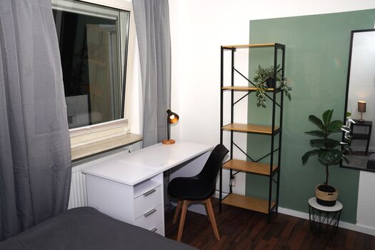 Modern möblierte Zimmer in Nürnberg - Azubis Studenten Monteure -pro Mon Bild 4