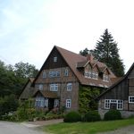 Haupthaus mit Ferienwohung im Erdgeschoss