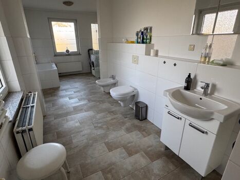 Auf dem schönen Land, nähe Burg Trechow Bild 3