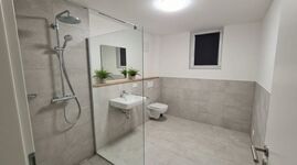 MH19 / TOMASZ-LIVING in OBERHAUSEN - Flexible Anreise + TV Bild 6