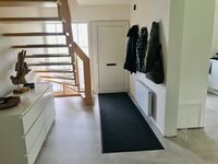 Ruhiges Gästezimmer mit eigenem Bad – Parkplatz, gute Autobahnanbindung, Bild 7