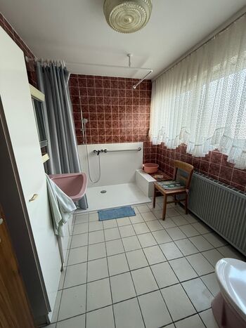 Großes Haus mit 3 Einheiten in Stelzenberg Bild 5
