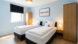 GK32 / TOMASZ-LIVING in WÜRSELEN - Helle, große Zimmer Bild 1