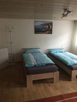 3 Bett Zimmer