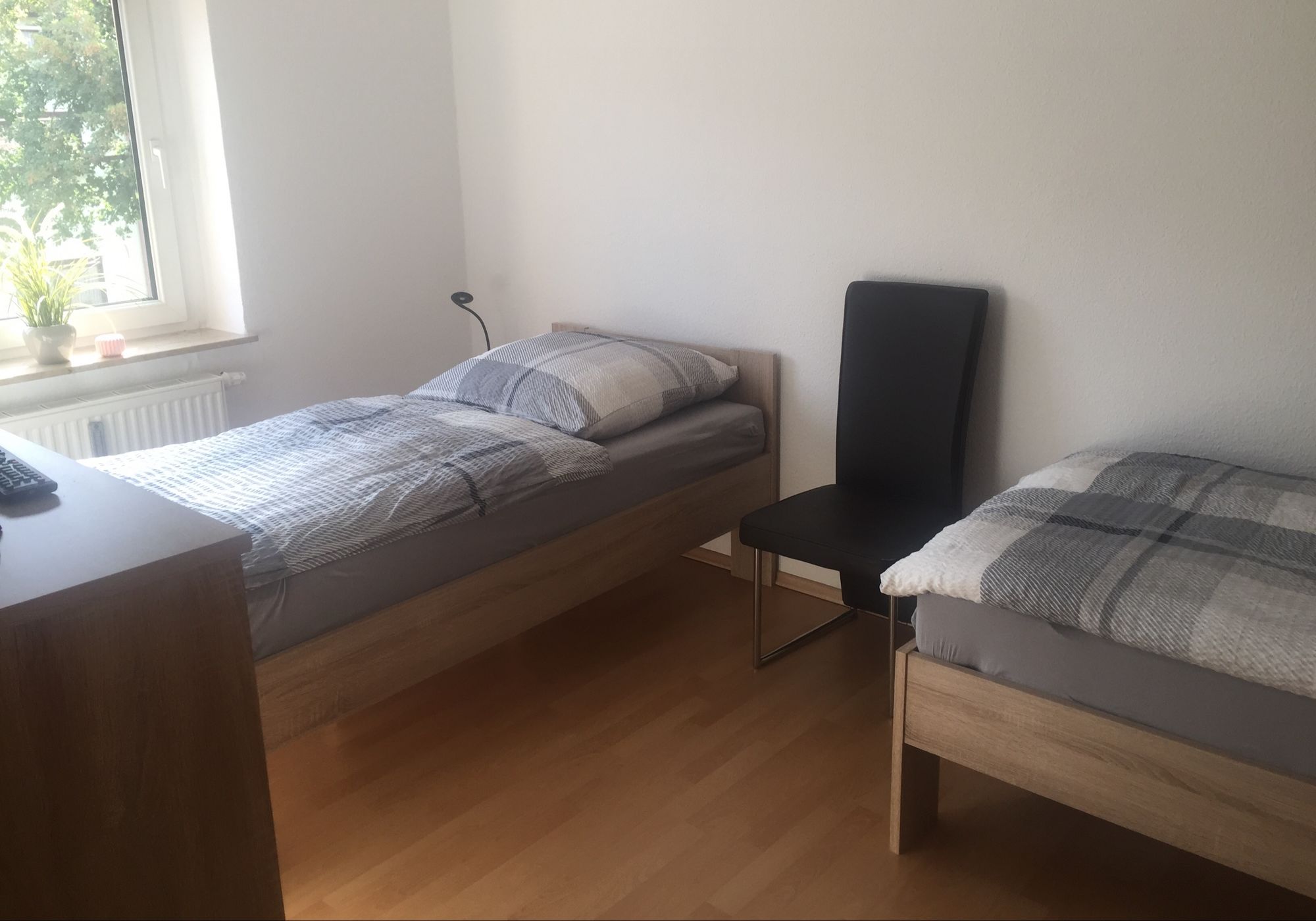 Zweites Schlafzimmer 