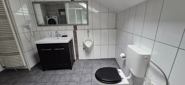 Bad Wohnung 2