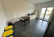 TOP! Wohnung mit Doppelzimmern und Balkon Bild 6