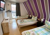 1-12Personen, EBK, 1-4 Schlafzimmer, Wohnzimmer Bild 10