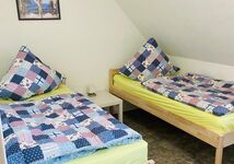 Schlafzimmer mit 2 Einzelbetten im 1. OG