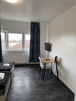 Main Crown Hotel / Apartment Bild 2