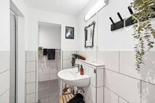 Monteurzimmer Hannover Parkplatz 6 Personen Küche WLAN 24/7 Bild 3