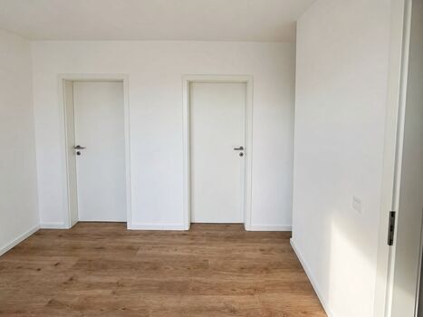 MH38 / TOMASZ-LIVING in MOERS - Nähe Autobahnkreuz Bild 5