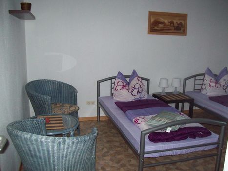 "Zimmervermietung H.Krause - SZ -Thiede / Internet frei" Bild 3