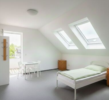 Monteurunterkünfte in Bedburg – 24h Check-In Picture 4