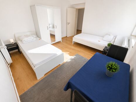 Mitarbeiterwohnung im Grünen Bild 2