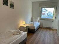 Großzügige 5 bis 6-Zimmer-Wohnung für 10 , 8 oder 7 Gäste Bild 6