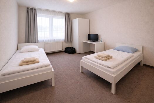 Top Lage, Top Preis: Mitarbeiterzimmer ab 16 Euro!