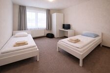 Top Lage, Top Preis: Mitarbeiterzimmer ab 16 Euro! Bild 1