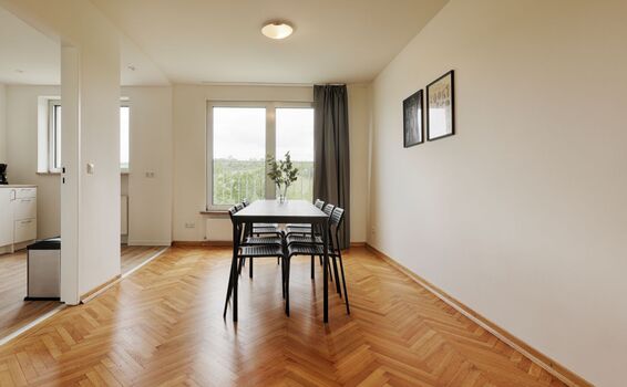 MOWO Monteurzimmer Estenfeld - stadt-und naturnah Bild 5