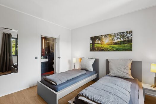 Monteurswohnung mit Balkon bis zu 11 Personen Bild 4