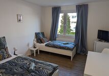 Frisch renovierte, moderne Monteurwohnung, 6 Pers, Parkplatz Bild 3