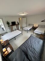 Fünf-Bett-Wohnung frisch renoviert, Heidenheim – Parkplatz, Bild 10