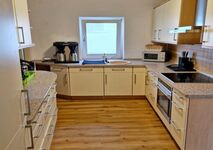 Voll ausgestattete Wohnung in verkehrsgünstiger Lage für 5 Bild 2