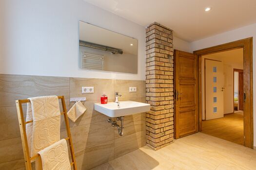 Badezimmer 1