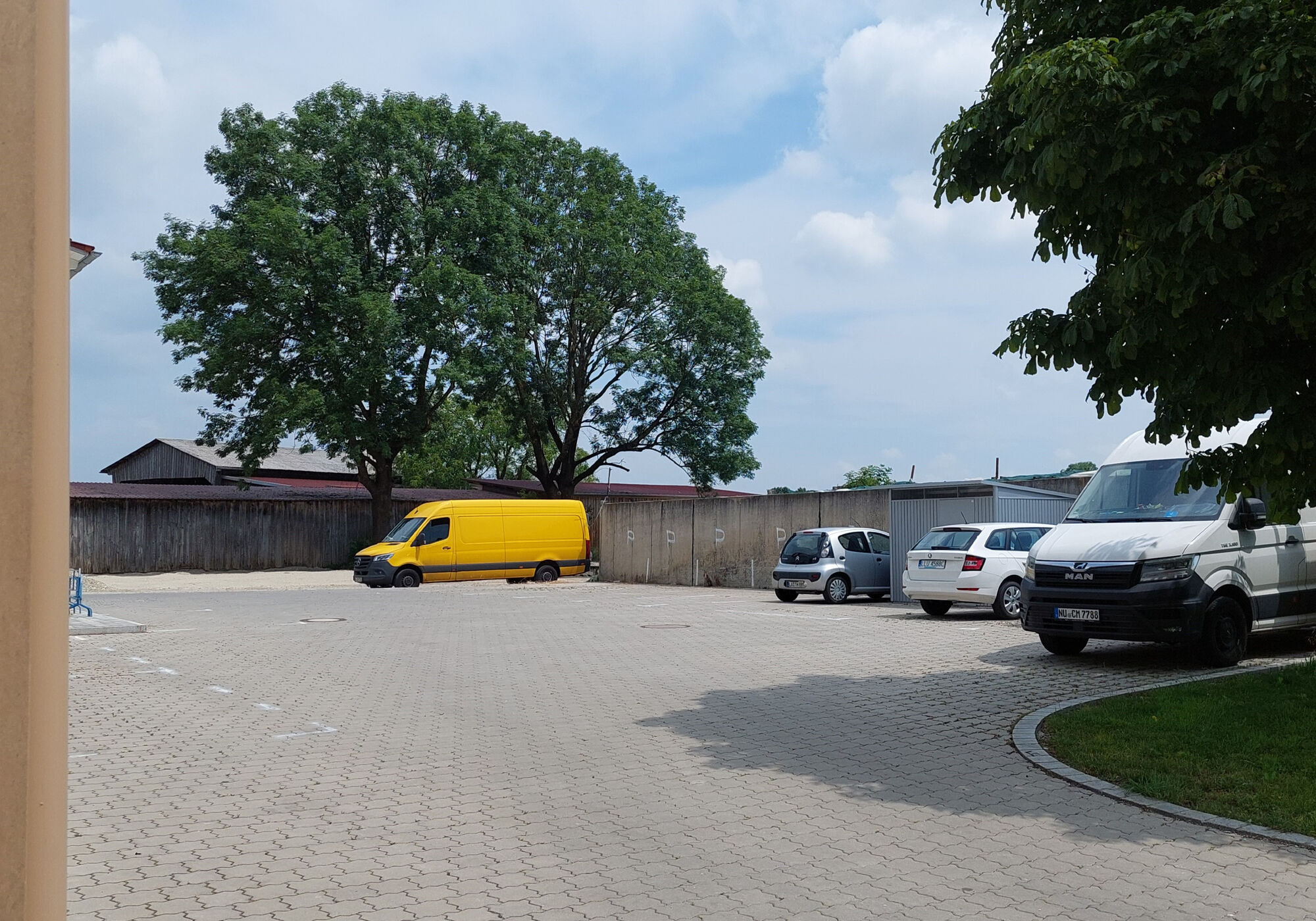 Parkplatz vor der Haustüre