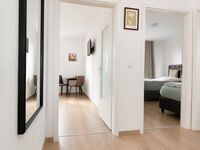 Ansicht Schlafzimmer2 (links) und Schlafzimmer3 (rechts)