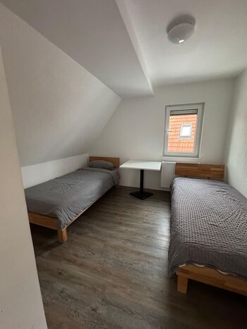 Zentrale aber ruhige Lage mit schönem Ausblick Zdjęcie 1