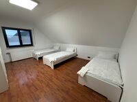 Hochwertiges 11-Personen Monteurhaus mit Einliegerwohnung Bild 18