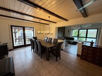 Hochwertiges 11-Personen Monteurhaus mit Wintergarten Bild 1