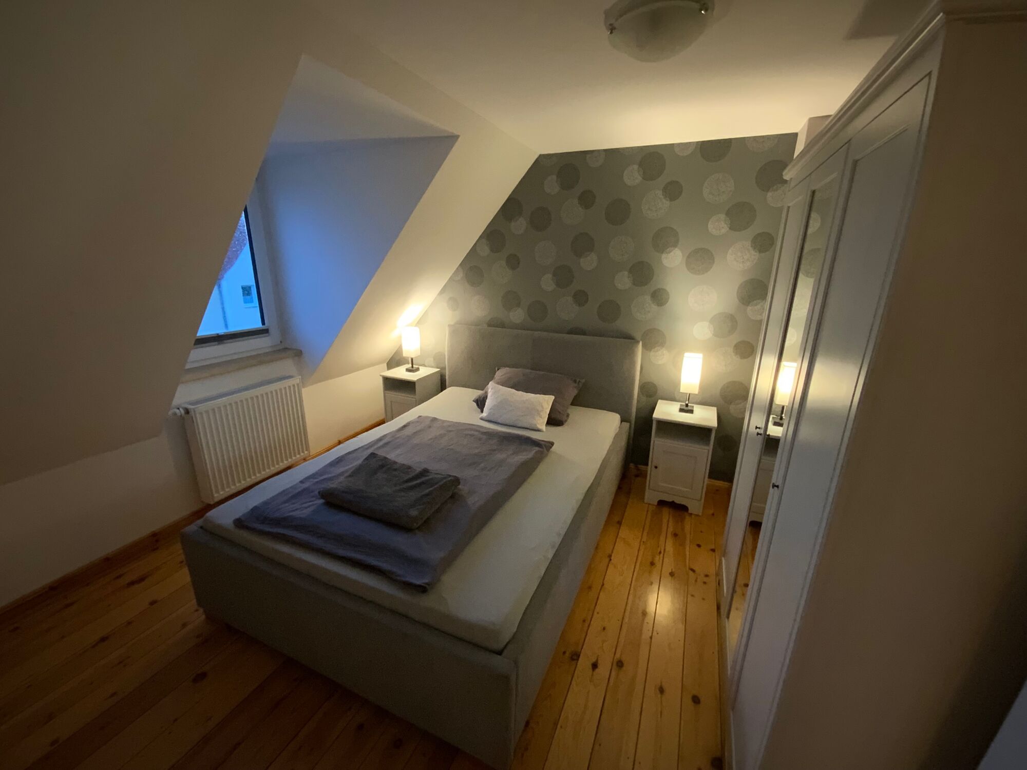 Schlafzimmer Queensize-Bett