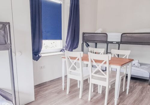 Monteurszimmer Blau Sechsbett Zdjęcie 2