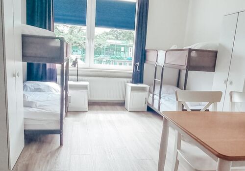 Monteurszimmer Blau Sechsbett Zdjęcie 3