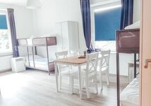 Monteurszimmer Blau Sechsbett Bild 1