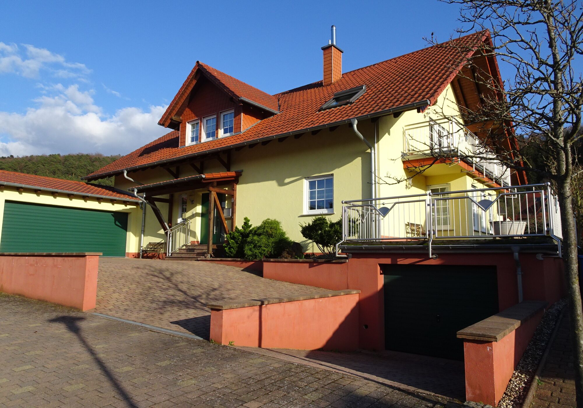 Wohnung im Dachgeschoss mit Balkon, 110 qm