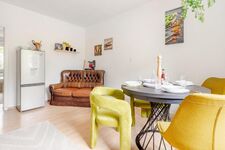 Modern ausgestattete 2-Zimmer-Wohnung in bester Lage von LU Bild 2