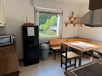 Moderne, ruhige 3-Zimmer-Wohnung mit Garten und Parkplatz Bild 4