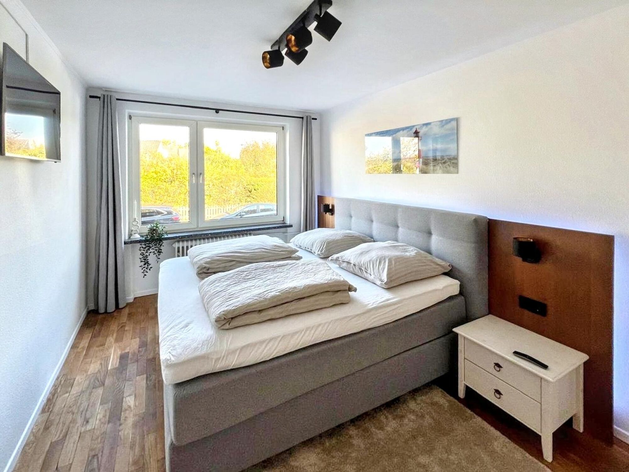 Schlafzimmer mit einen sehr gemütlichen Doppelbett (180x200)