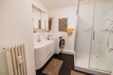 Habitania | 135 qm 6-Bett-Apartment | im Herzen OL Bild 11